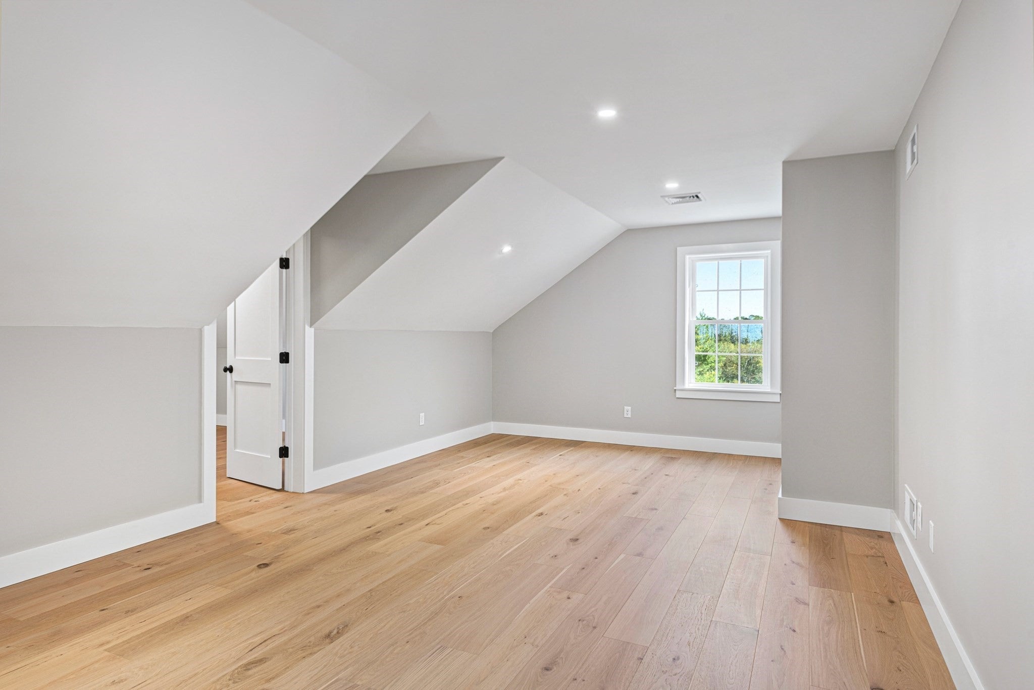 45 Marcotte Driveq Dr, Westport, MA Photo #27