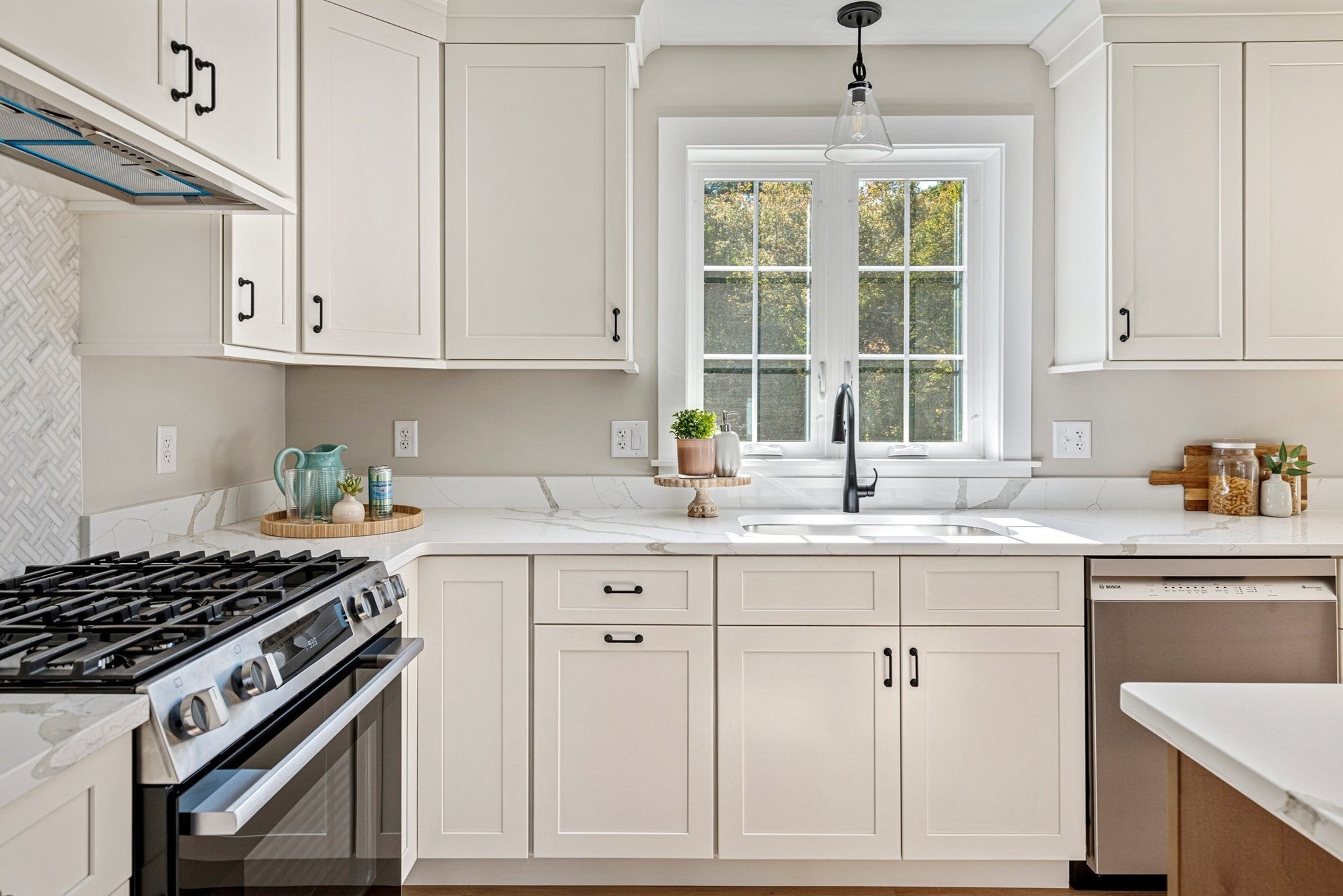 45 Marcotte Driveq Dr, Westport, MA Photo #9