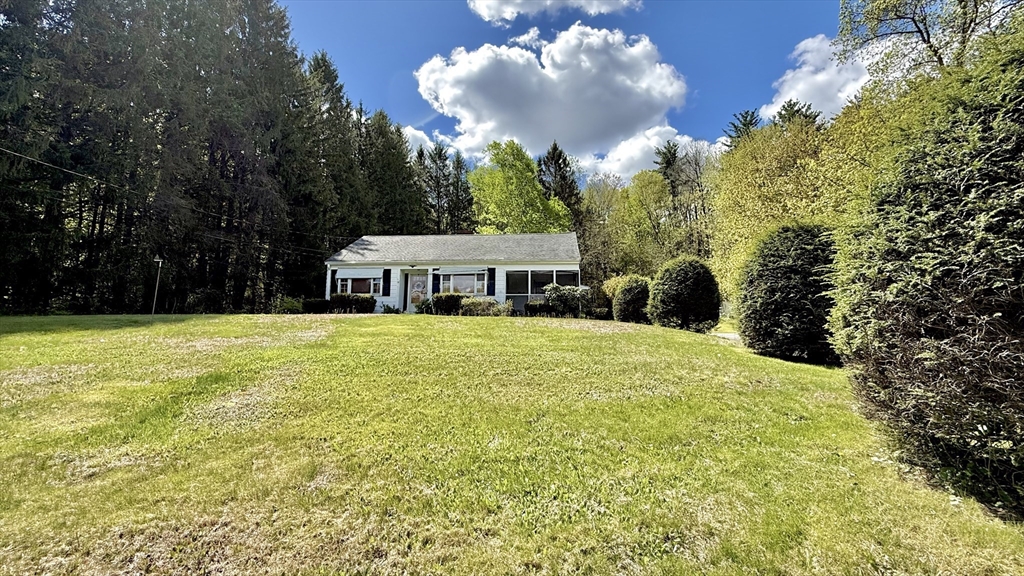 81 Clinton Rd