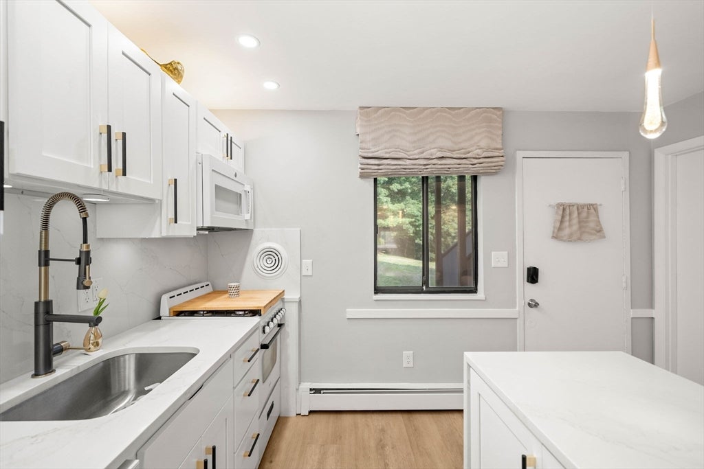 10B Colonial Dr #1B, Andover, MA Photo #7