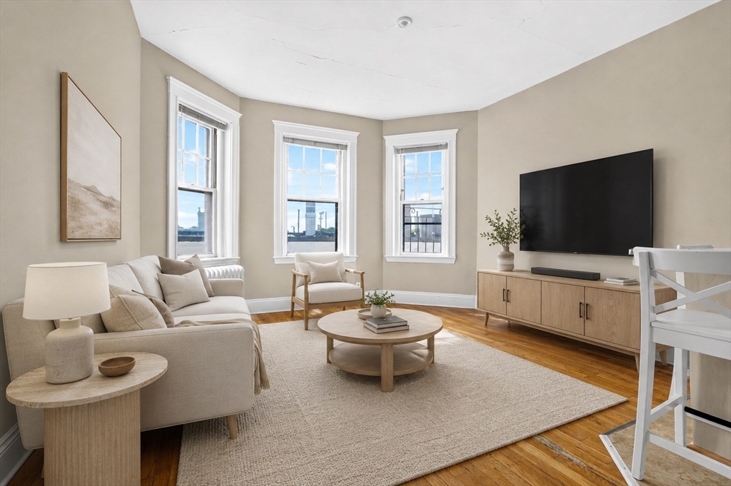 1572 Commonwealth Ave. 14