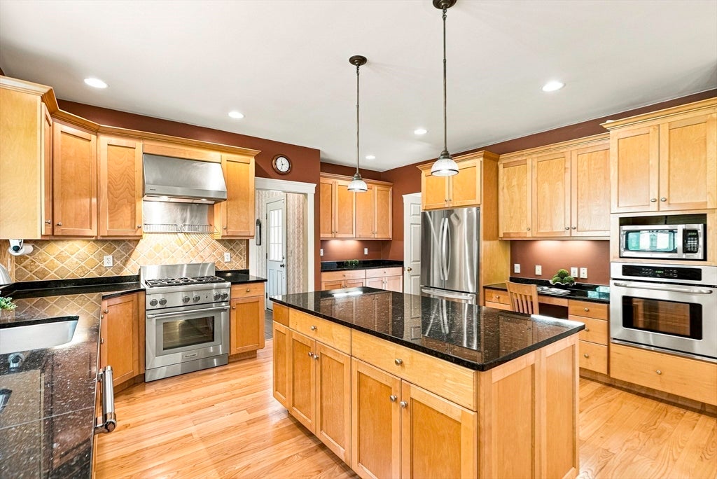 3 Graystone Way, Southborough, MA, 3 Graystone Way, Southborough, MA Photo #12