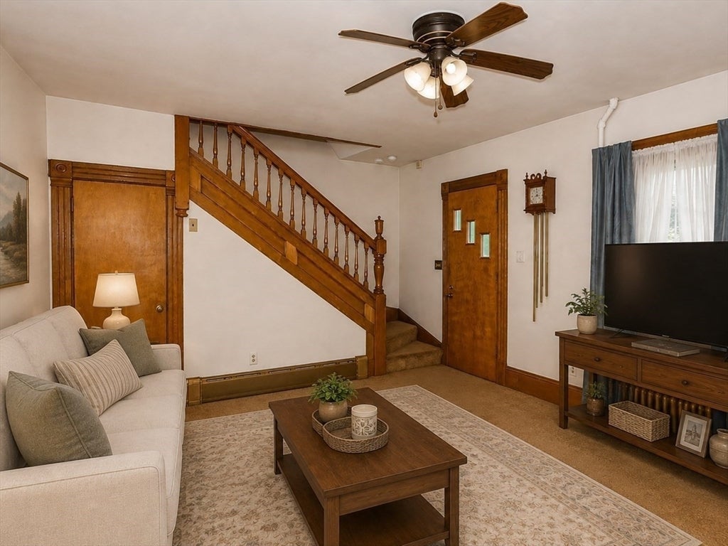 466 East Main Street, Chicopee, MA Photo #19