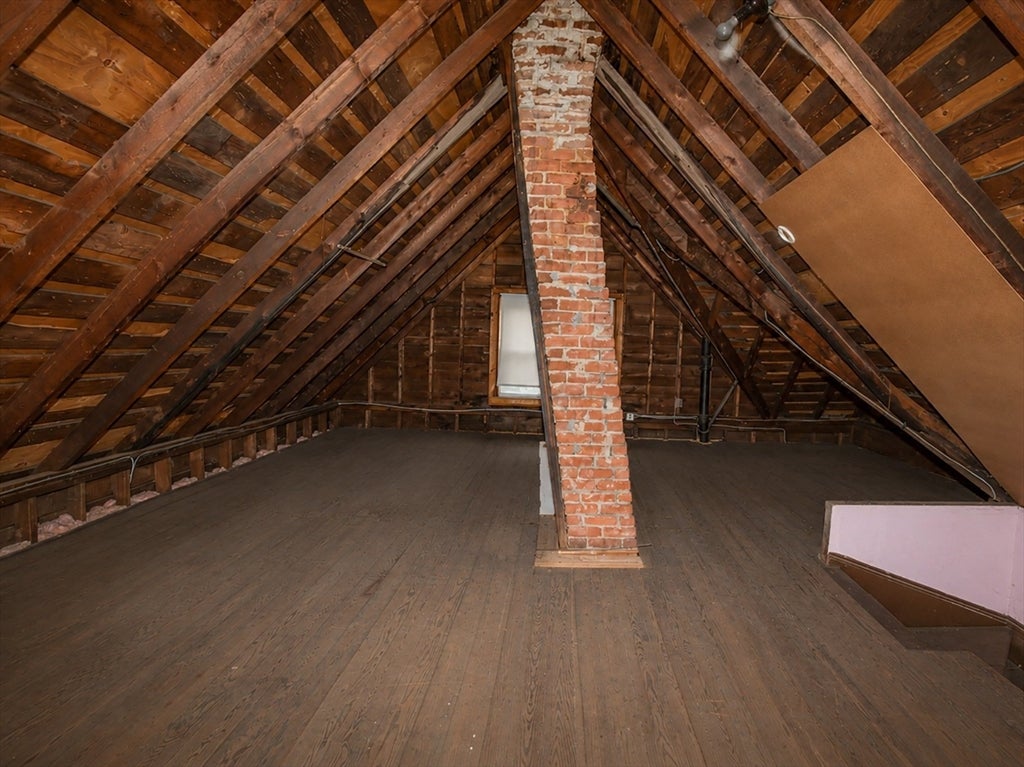 466 East Main Street, Chicopee, MA Photo #8