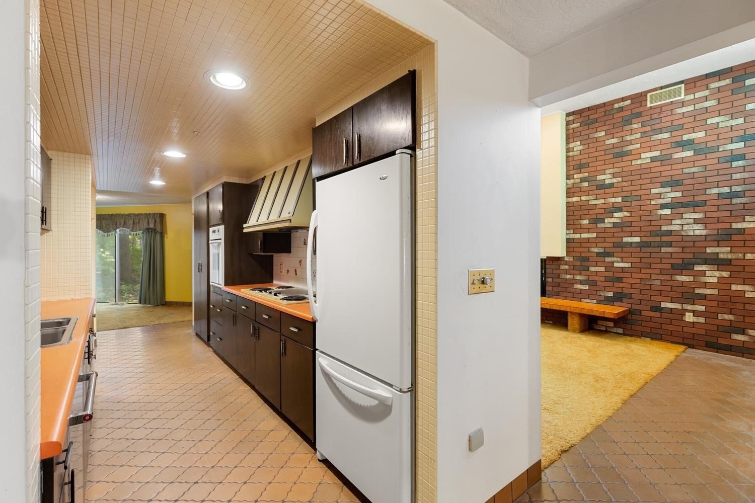 1748 Trapelo Rd, Waltham, MA Photo #17