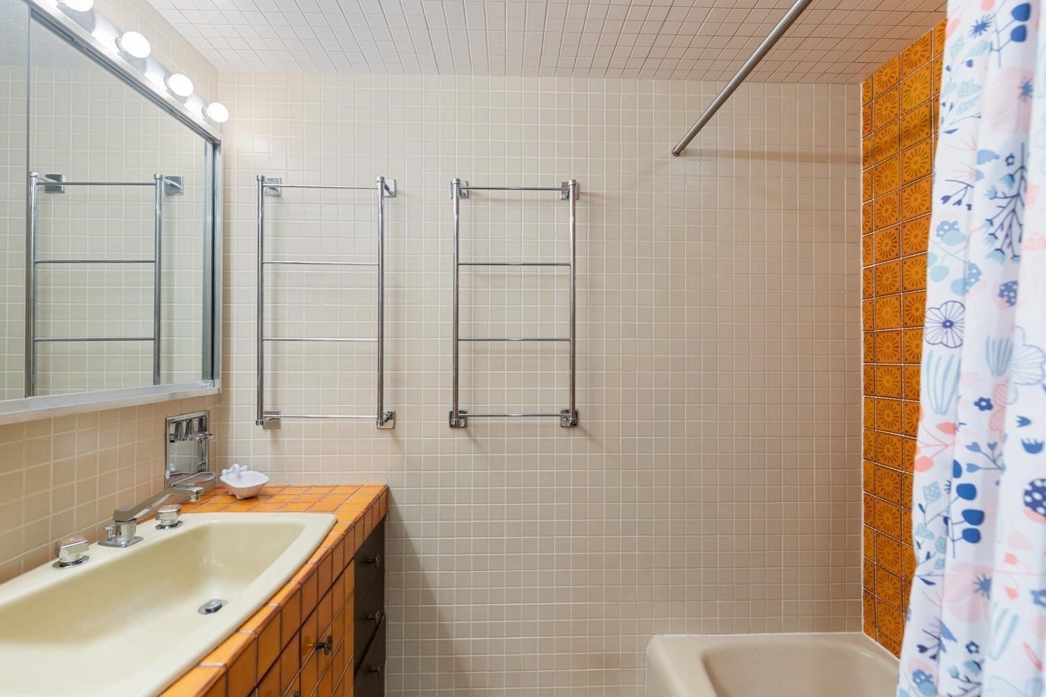 1748 Trapelo Rd, Waltham, MA Photo #24