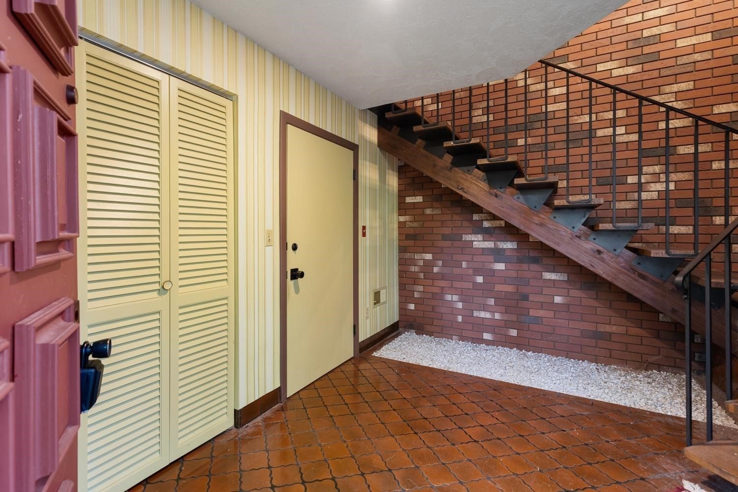 1748 Trapelo Rd, Waltham, MA Photo #9