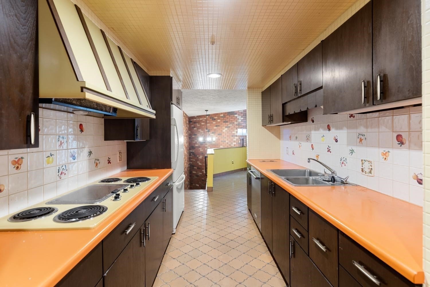 1748 Trapelo Rd, Waltham, MA Photo #18