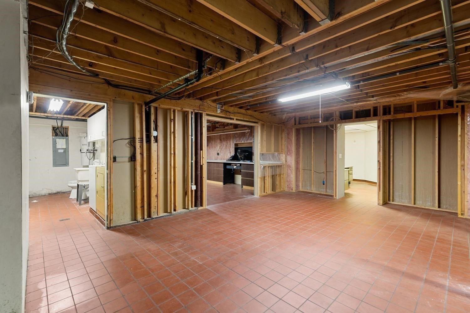 1748 Trapelo Rd, Waltham, MA Photo #31