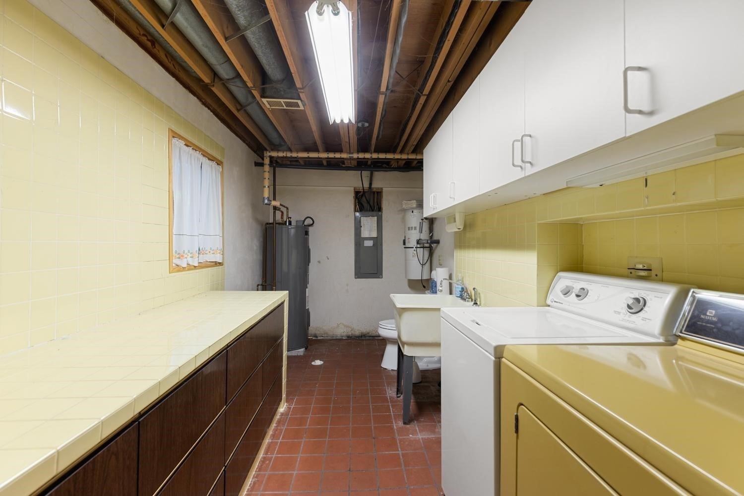 1748 Trapelo Rd, Waltham, MA Photo #29