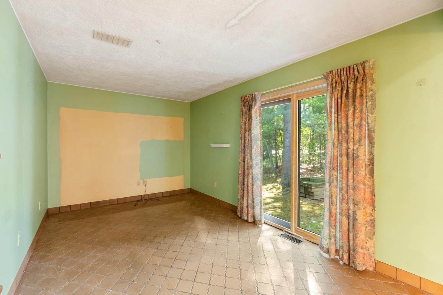 1748 Trapelo Rd, Waltham, MA Photo #25