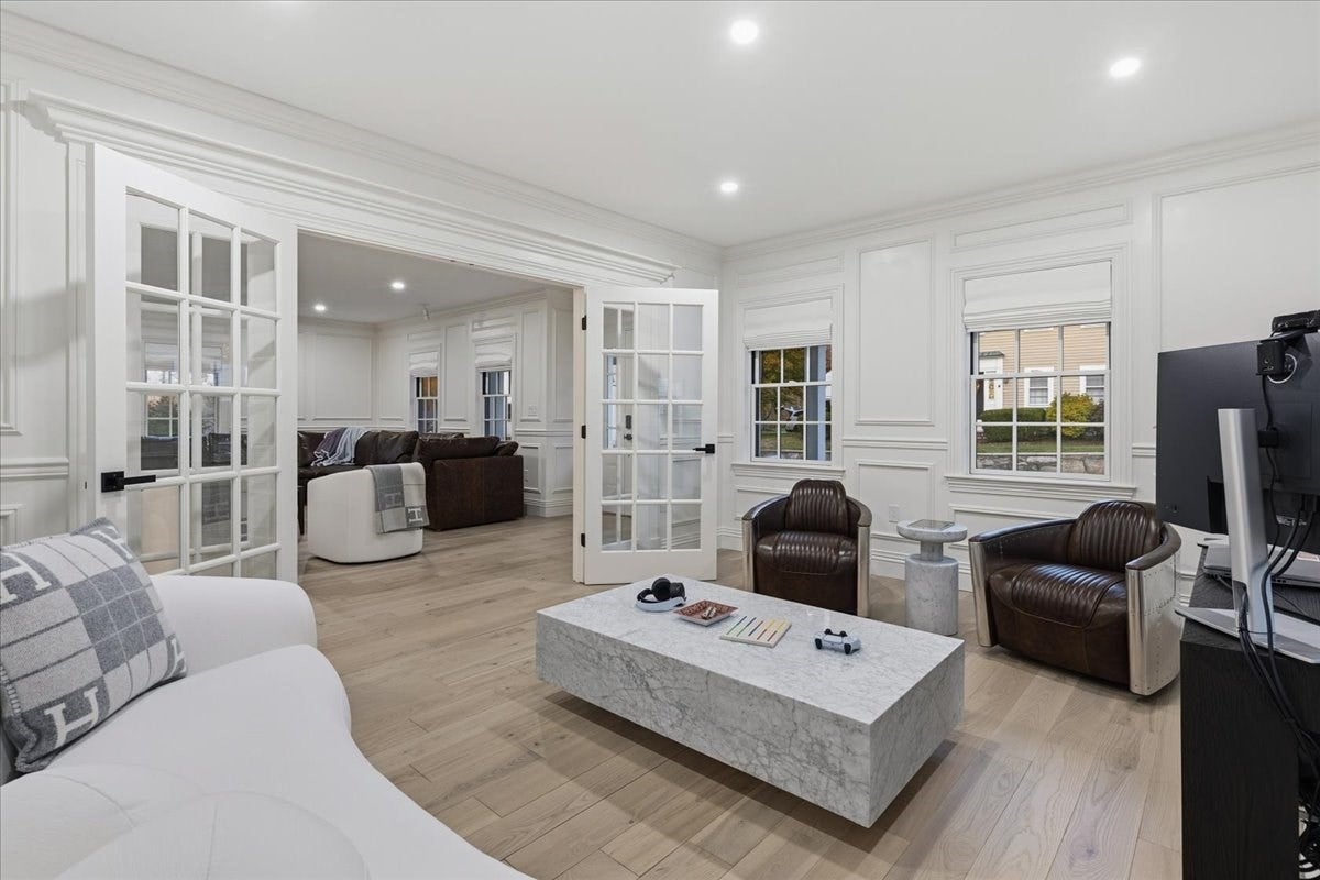 959 Chestnut Street, Newton, MA, 959 Chestnut Street, Newton, MA Photo #12