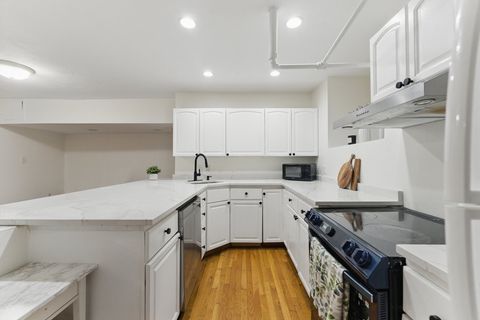 16 Garrison Rd 7 Brookline MA 02445