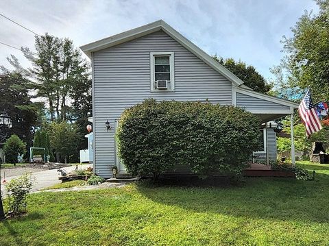 13 Tanner Rd Webster MA 01570