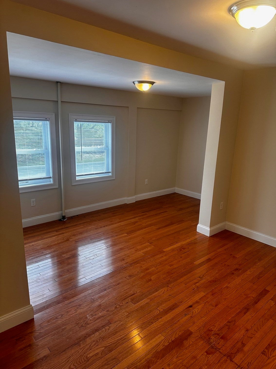 Photo of 483 Newport Ave, Quincy, MA