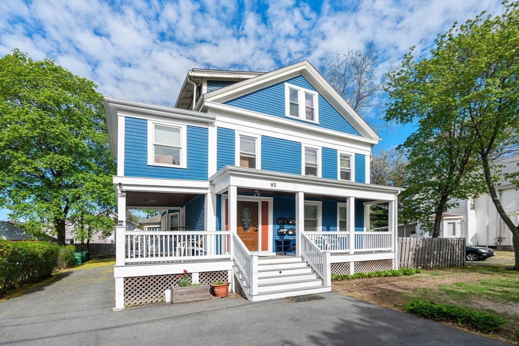 42 Dudley St