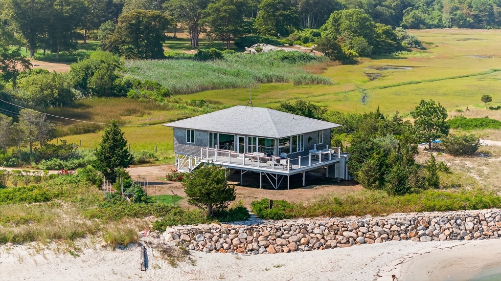 12 Meadow Shores Rd