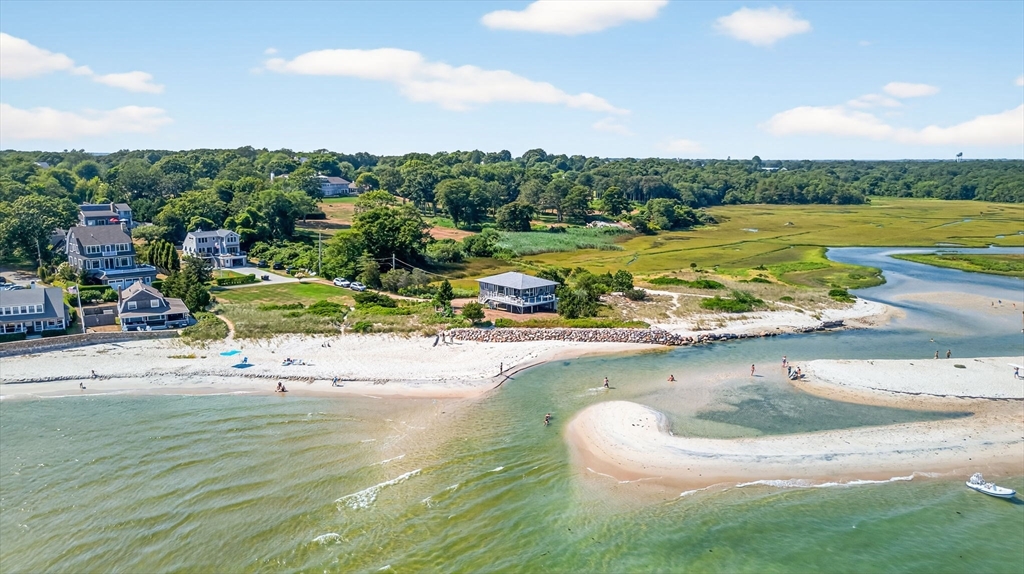 12 Meadow Shores Rd