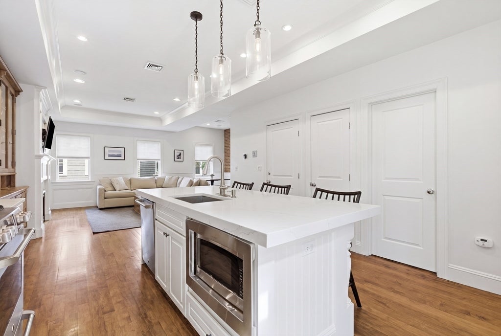 7 Mystic Street 2