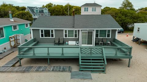 28 Cove St Fairhaven MA 02719