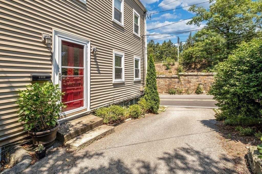 1302 Boylston St #1, Newton, MA, 1302 Boylston St #1, Newton, MA Photo #3