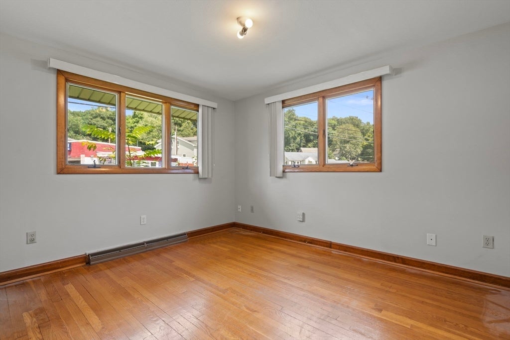 71 Hamilton St, Saugus, MA Photo #13