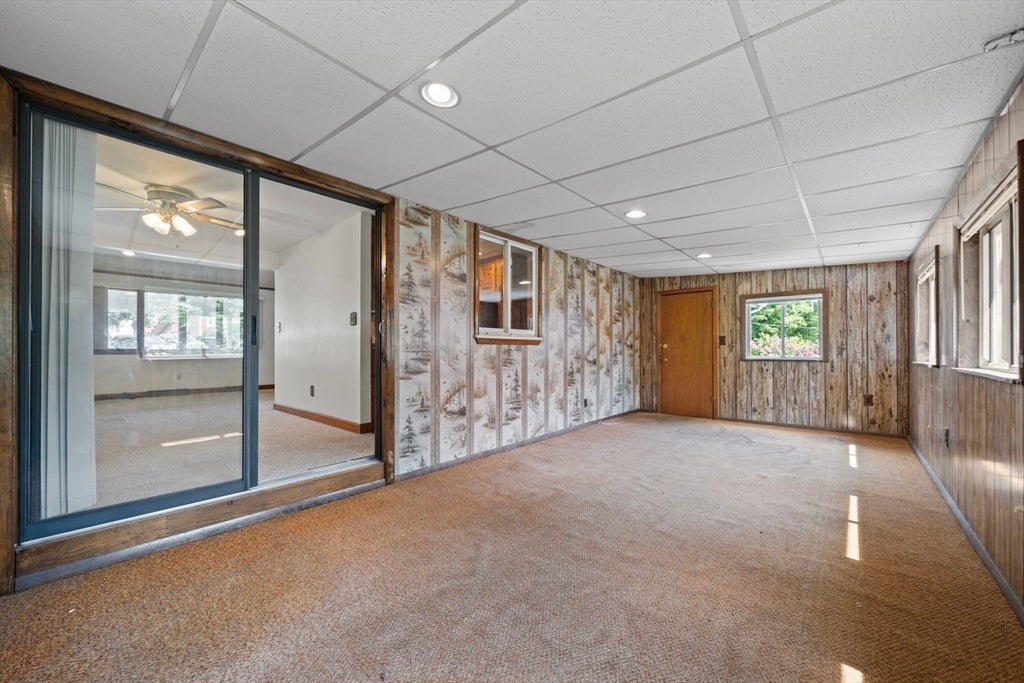 71 Hamilton St, Saugus, MA Photo #17