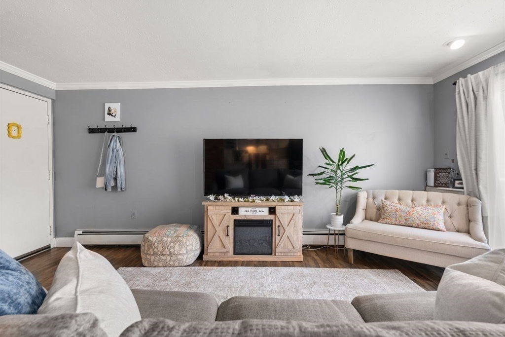 25 Fernview Avenue 8