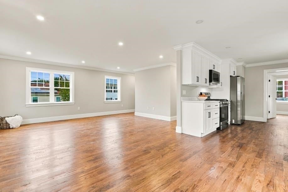 45 County St, Blackstone, MA Photo #11