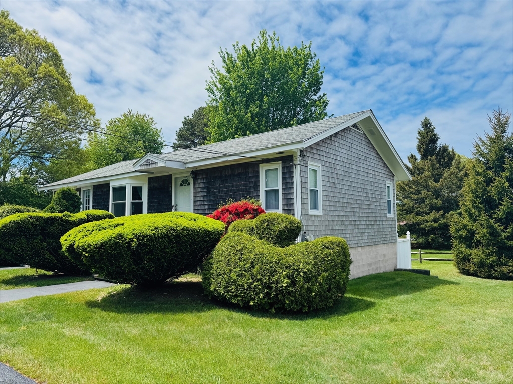 144 Pleasant Lake Ave