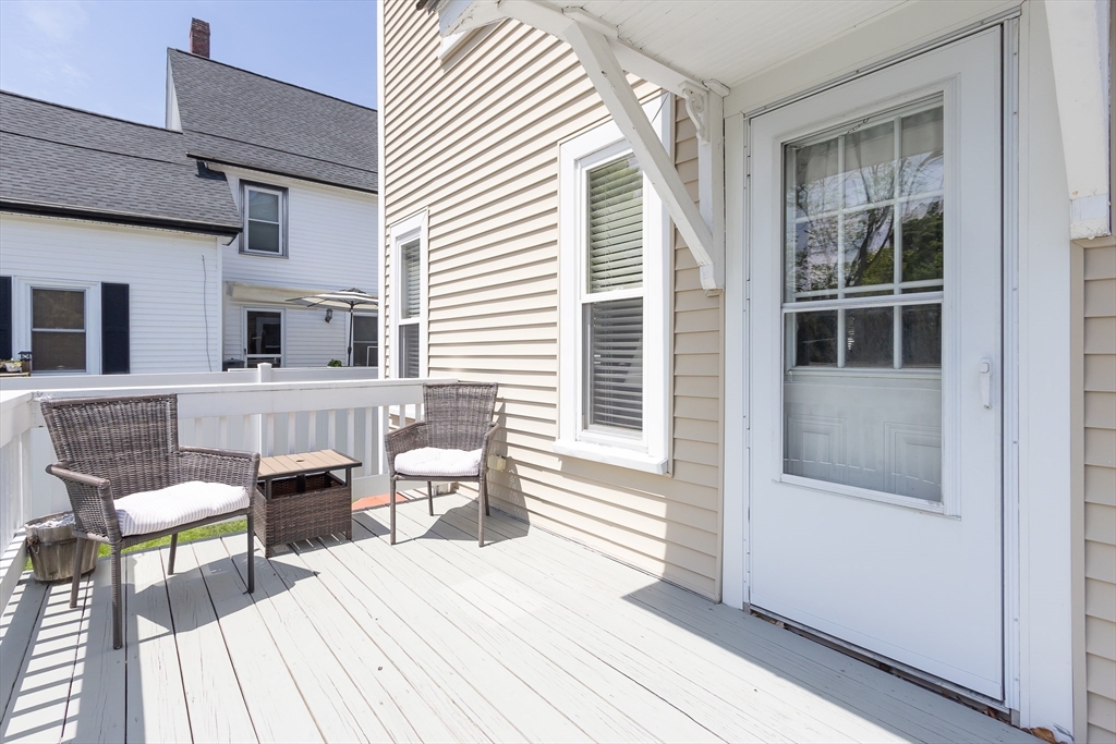 Franklin, Massachusetts 02038, United States, 3 Bedrooms Bedrooms, ,2 BathroomsBathrooms,Residential,Pending,131175