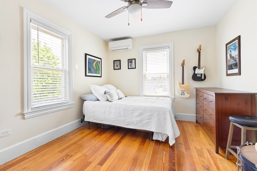 Franklin, Massachusetts 02038, United States, 3 Bedrooms Bedrooms, ,2 BathroomsBathrooms,Residential,Pending,131175