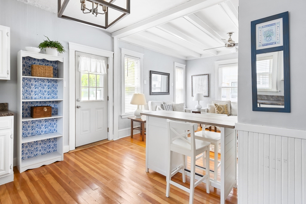 Franklin, Massachusetts 02038, United States, 3 Bedrooms Bedrooms, ,2 BathroomsBathrooms,Residential,Pending,131175