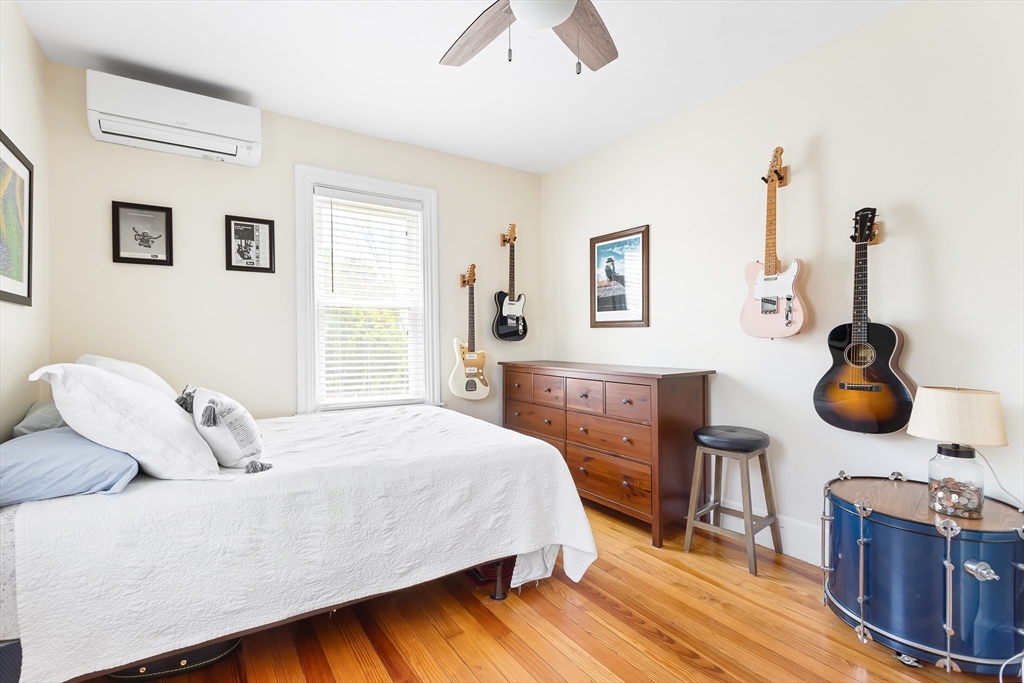 Franklin, Massachusetts 02038, United States, 3 Bedrooms Bedrooms, ,2 BathroomsBathrooms,Residential,Pending,131175