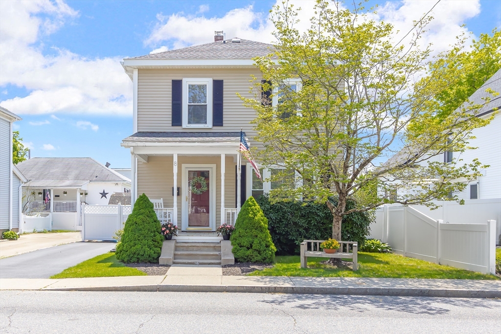 Franklin, Massachusetts 02038, United States, 3 Bedrooms Bedrooms, ,2 BathroomsBathrooms,Residential,Pending,131175
