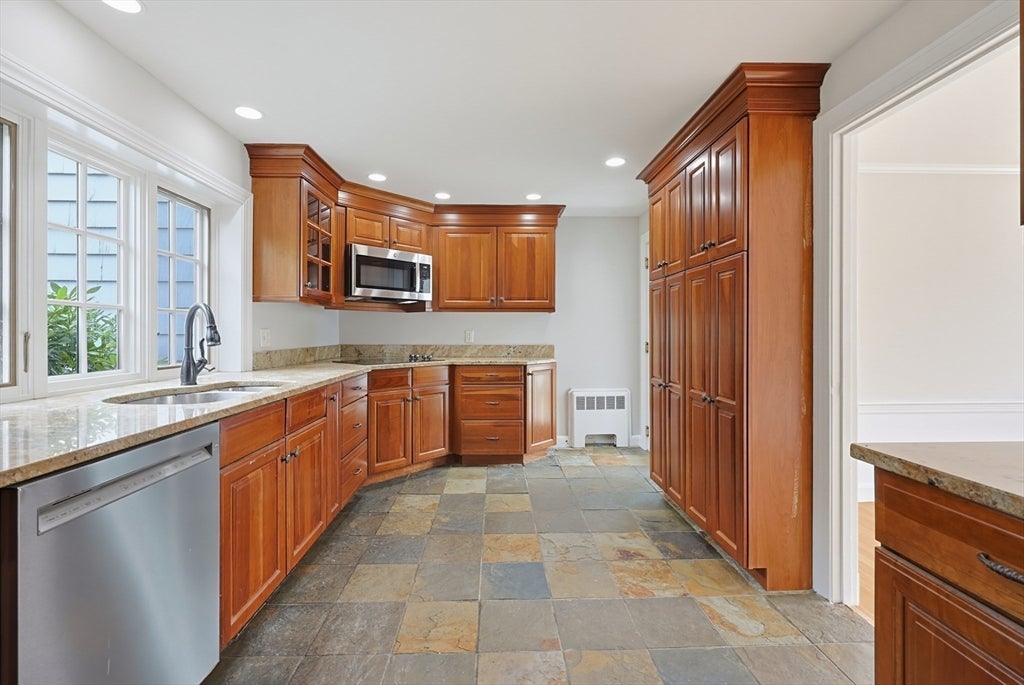 57 Bullard St, Norwood, MA Photo #17