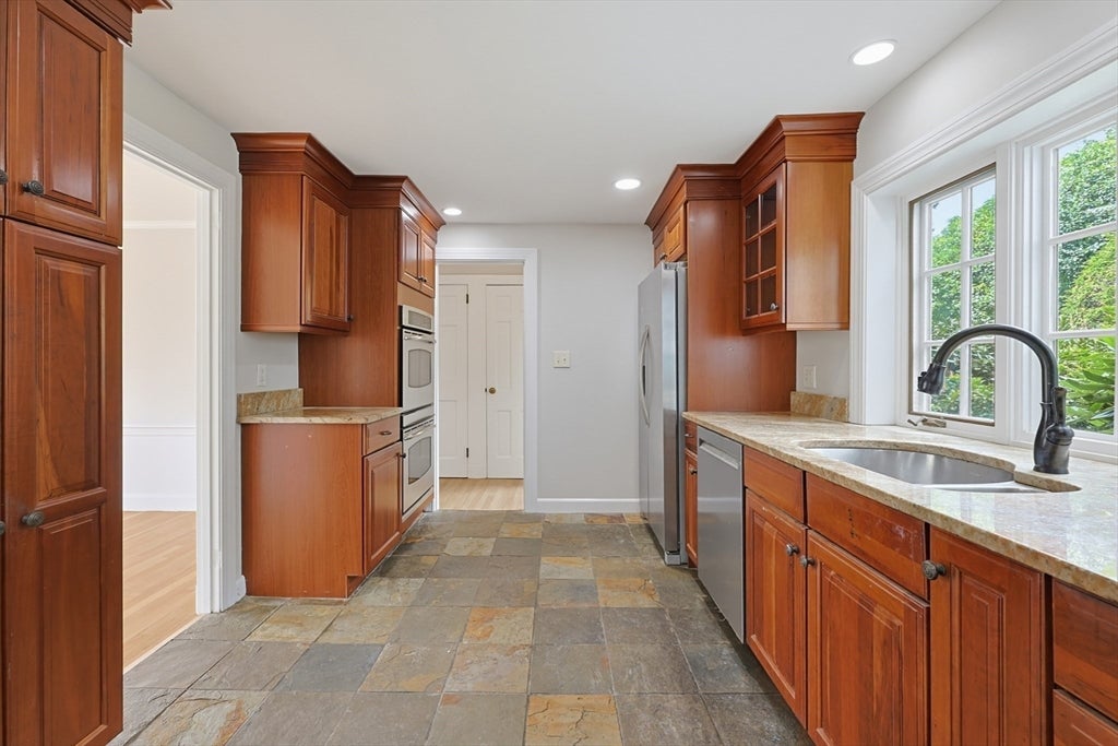 57 Bullard St, Norwood, MA Photo #15
