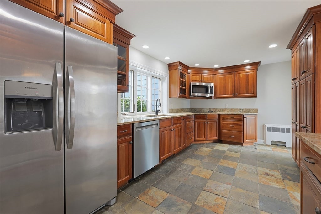 57 Bullard St, Norwood, MA Photo #12