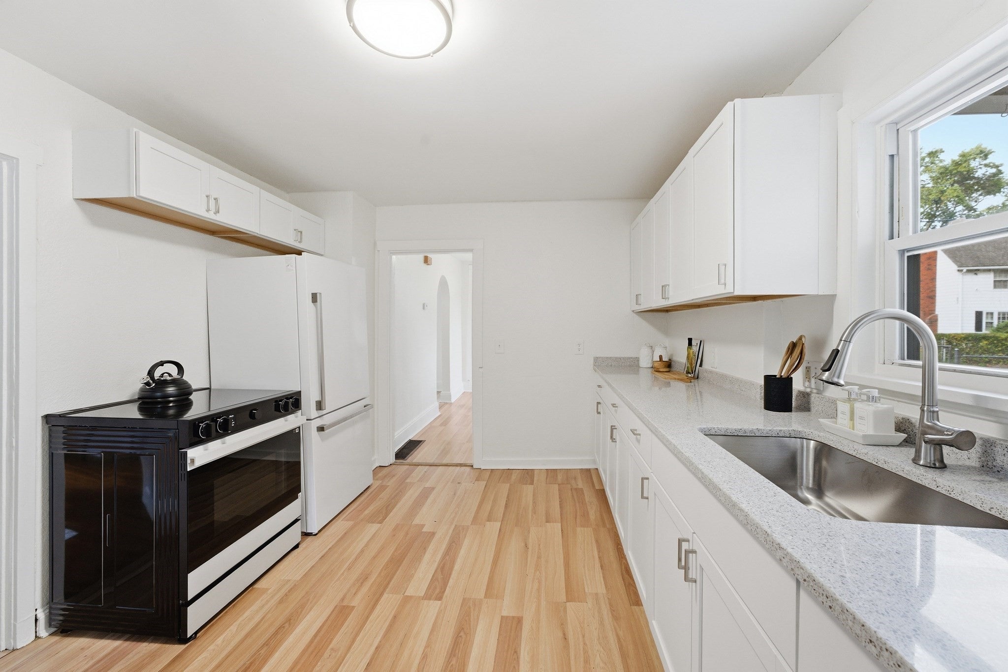 73 Jasper St, Springfield, MA, 73 Jasper St, Springfield, MA Photo #9