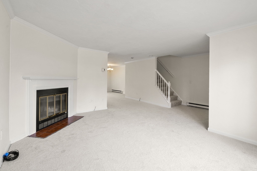 195 Falmouth Rd 5C