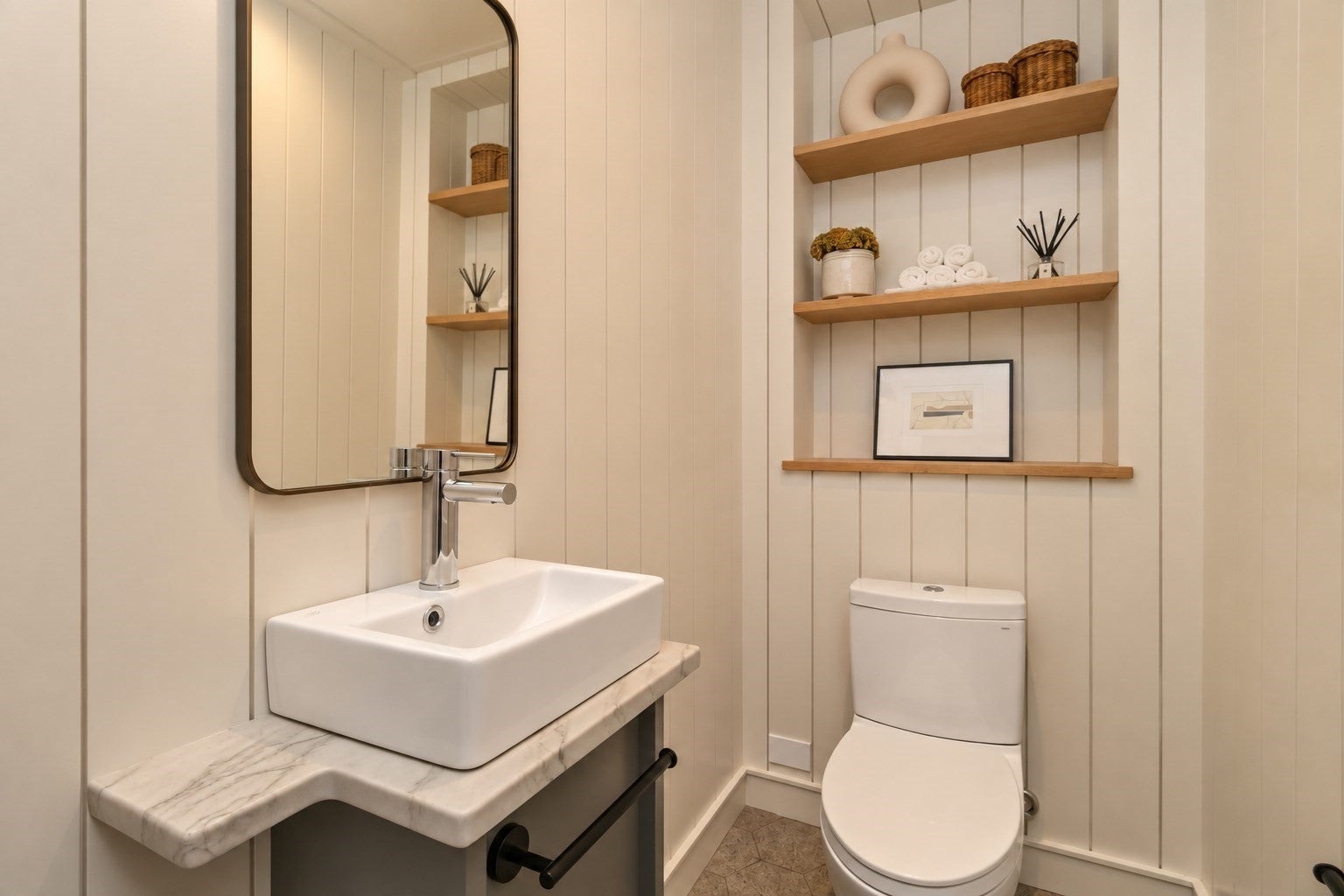 8 Holworthy Terrace 8