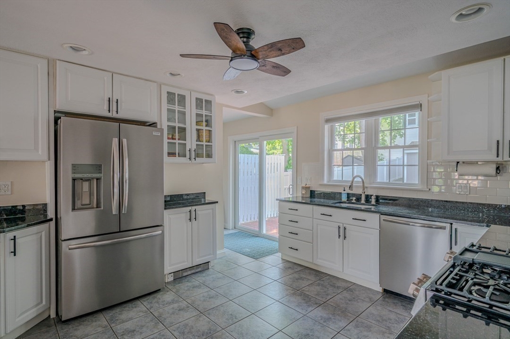 10 Richards Rd