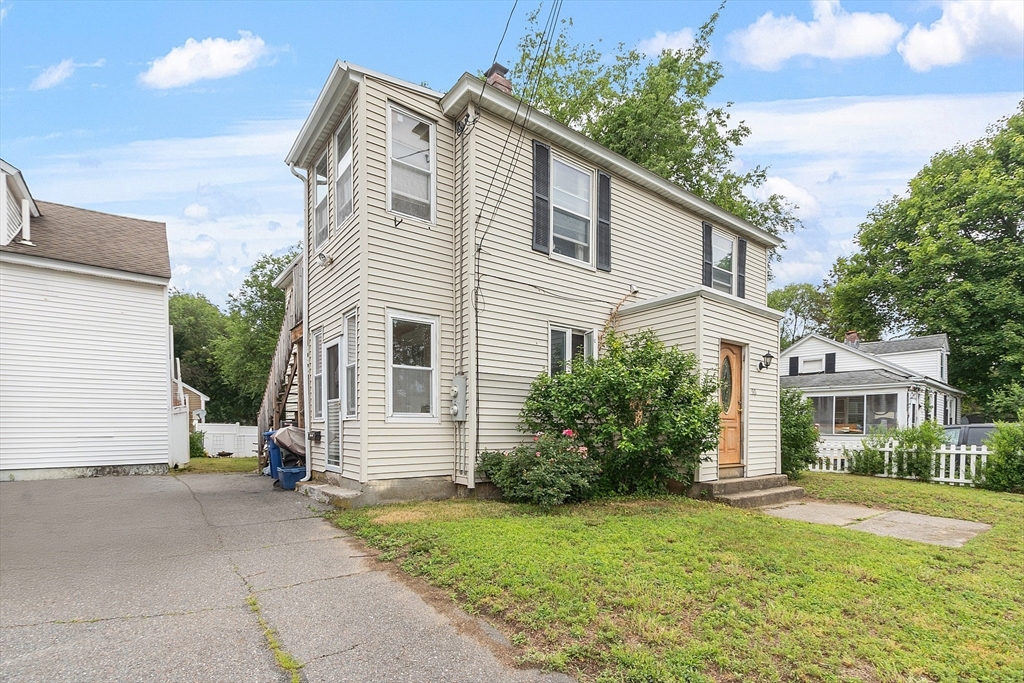 90 Vezina Ave