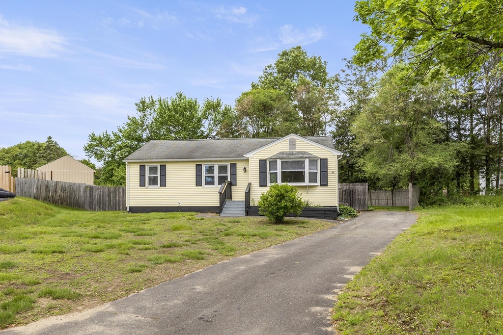 28 Bog Hollow Rd