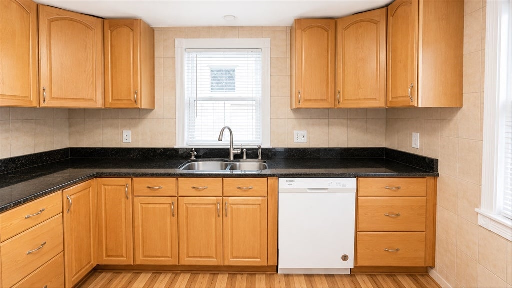 108 Tripp St, Framingham, MA, 108 Tripp St, Framingham, MA Photo #5