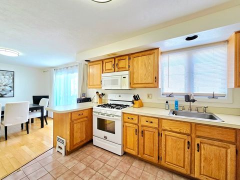 4 Villa Roma Dr 4 Tewksbury MA 01876