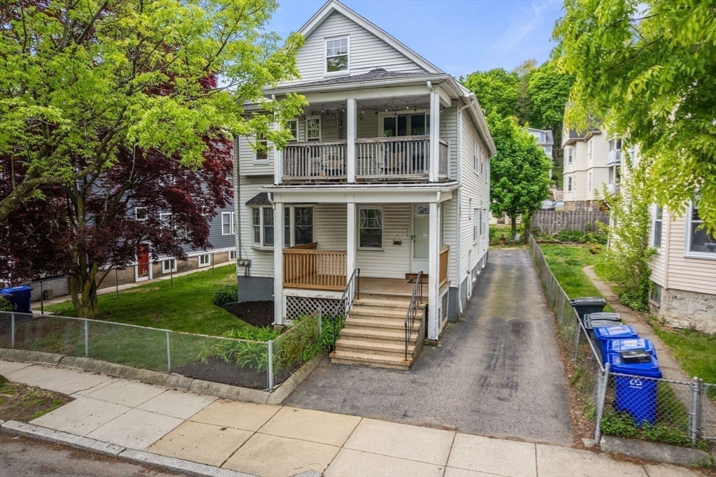 38 Hobson St, Boston, MA Photo #22