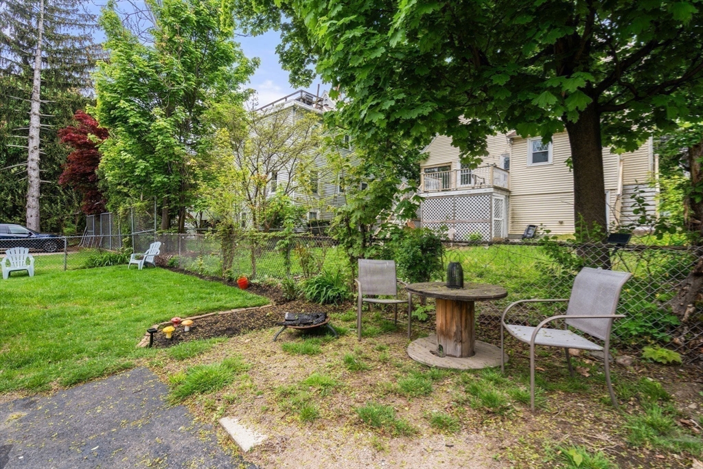 38 Hobson St, Boston, MA Photo #18