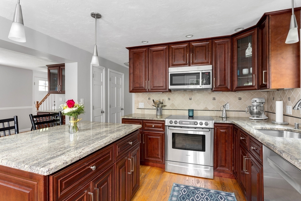 194 Crossfield Rd