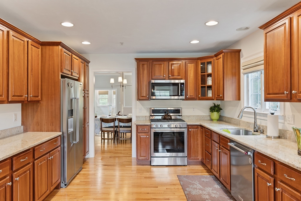 32 Old Framingham Road 8